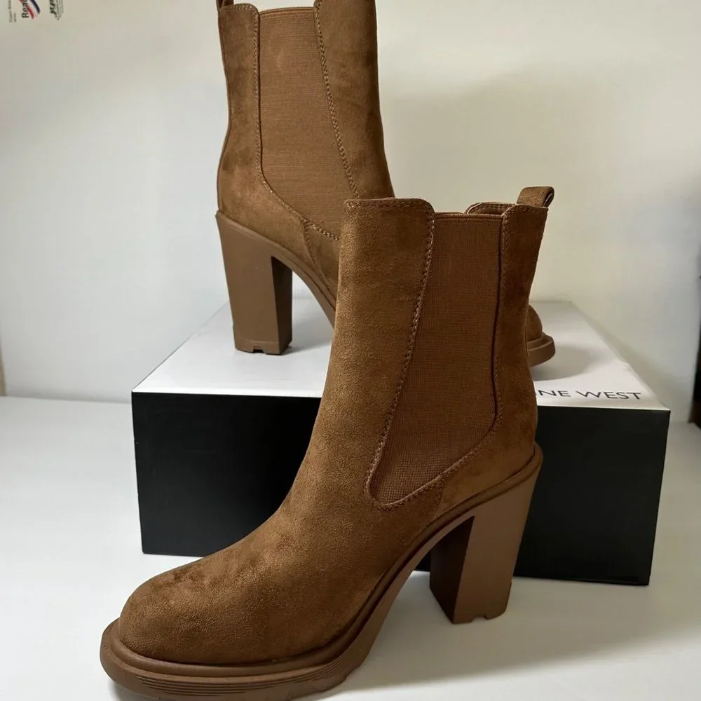 Nine West Ream Chelsea Heeled Booties Women's Size 10.5 M - Picture 2 of 6